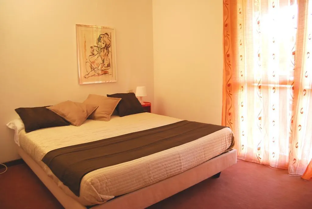 Aparthotel Residenze Al Colle Dei Pini Riccione